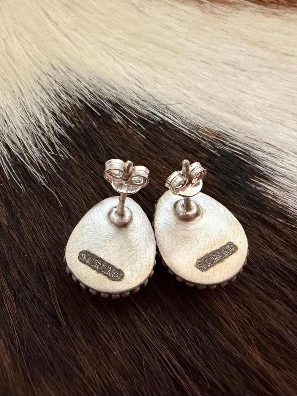 ❤️ Golden Hills Turquoise Teardrop Matte Sterling Silver Stud Earrings .57”L - Picture 6 of 12
